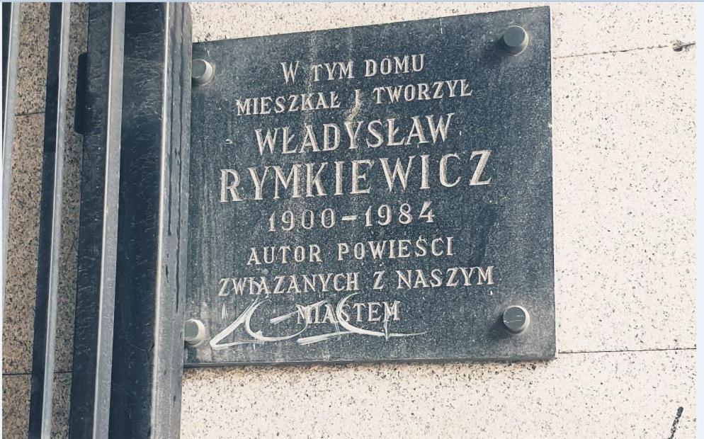 Narutowicza 8 Strict Centre Free Car Park Lodz (Lodz)